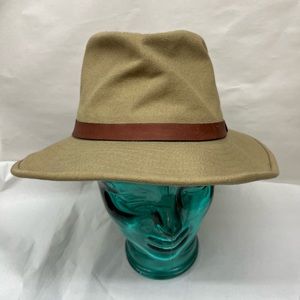 Orvis Seattle Goretex Packer Cap Hat Medium rim 22 1/2